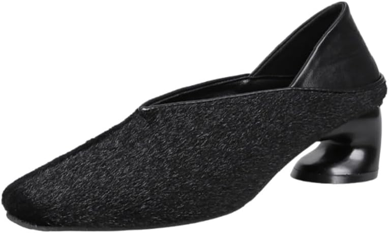 Women's Large-Size Casual Shoes - Lightweight and take Off, Suitable for Commuting, Office use, and Outdoor Activities.