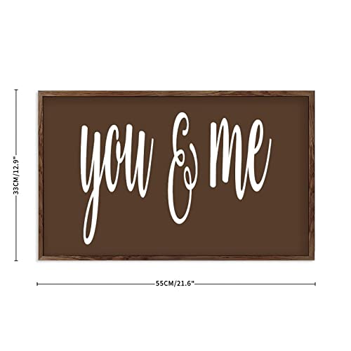 Plaque en bois encadrée You & Me au design rustique chic durable