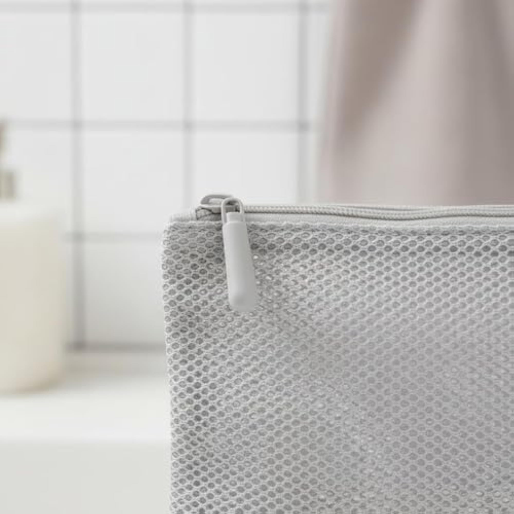 See-Through Makeup Bag, Versatile Mesh Fastener Pouch