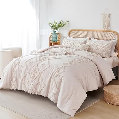 RYNGHIPY Beige Queen Size Comforter Set Lightweight Fluffy Tufted Jacquard Bedding Set, 3 Pieces Boho Embroidery Shabby Comforter with 2 Pillowcases (Beige,Queen) Cover