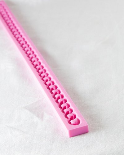NY CAKE Chain Mold,19" Long Silicone.