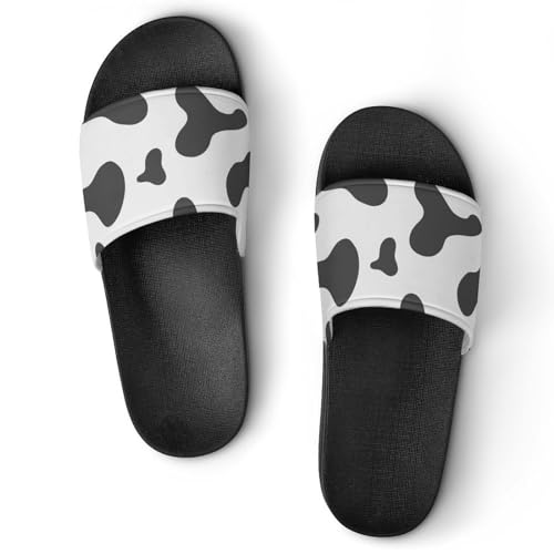 Chaussons de maison style vache : les sandales slide pour le bain