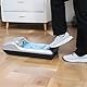 VEVOR Schuhüberzieher-Spender, Automatischer Schuhüberzieher mit 1 Rolle (600 Stück) Einweg-Sohlenmembran, Passend für Größen bis US 11, für Zuhause, Büro, Labor, Fabrik, Krankenhaus, Silber
