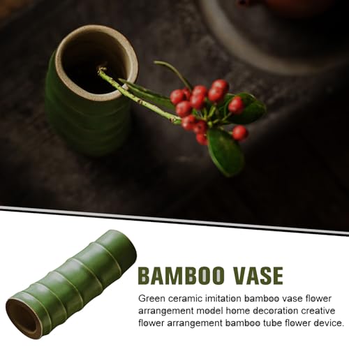 Vase décoratif vert imitation bambou pour sublimer votre salon moderne