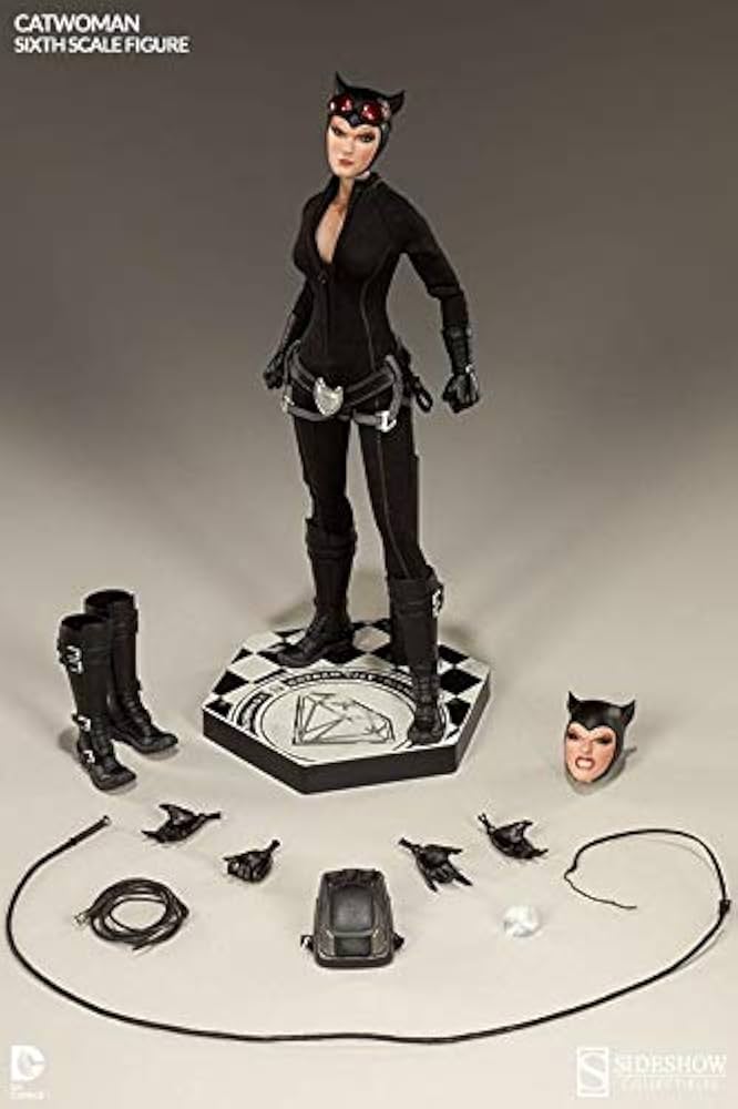 Amazon.com: BATMAN Sideshow Collectibles Catwoman 1:6 Scale Action