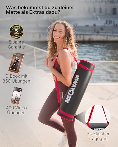 NEOLYMP extra dicke Fitnessmatte rutschfest inkl. Tragegurt & E-Book – Yogamatte, Gymnastikmatte, Sportmatte & Pilates Matte – Trainingsmatte für Zuhause, Studio & Outdoor (Schwarz-Rot 61 cm)