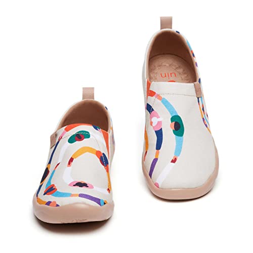 Image of UIN Women's Artistic Slip-On Shoes Vibrant Floral Casual Loafers Lightweight Comfortable Travel Footwear