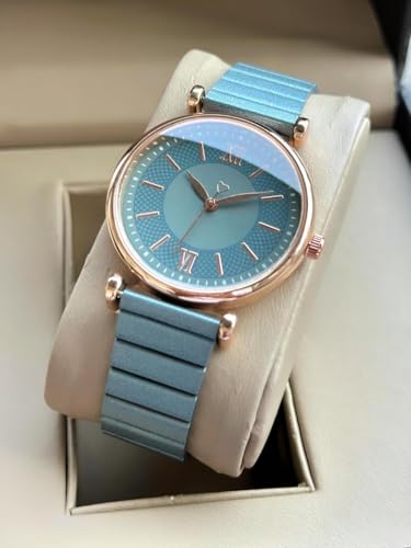 Image of EVRGLOW Analogue Wrist Watches for Women's Luxury Dial with Roman Marker Round Dial Stainless Steel Watch