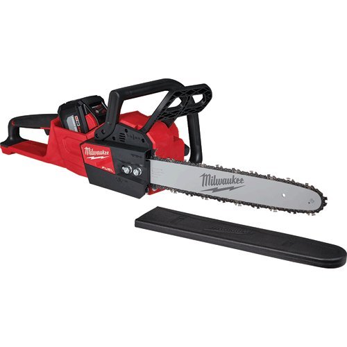 Milwaukee M18 Fuel 16 in. Chainsaw Kit
