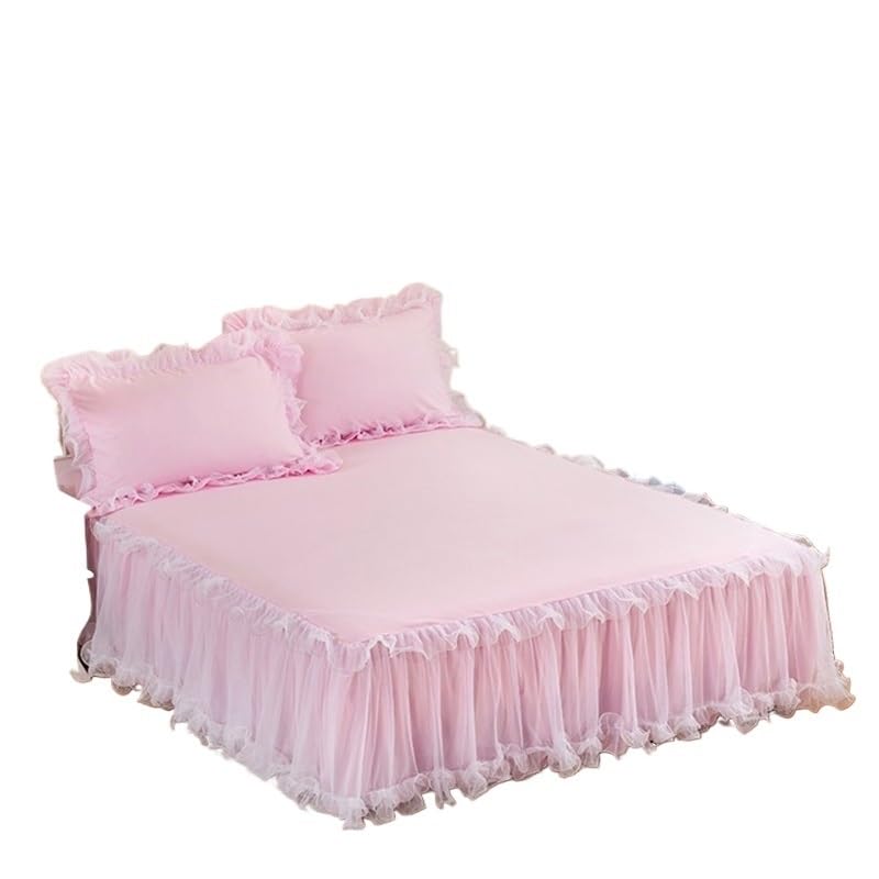 Jupes de lit en dentelle rose pour cacher un sommier inesthétique