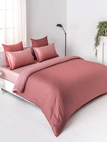 Image of DDECOR - Hounds Tooth 150TC 100% Cotton Double Bedsheet with 2 Pillow Covers, King Size, Red