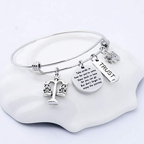 BNQL Law School Graduation Gift - Future Lawyer Keychain4