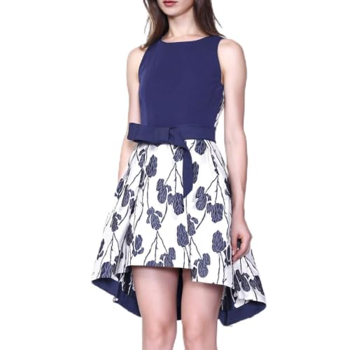 Robe patineuse en jacquard fleuri ceinturée pour affiner la taille