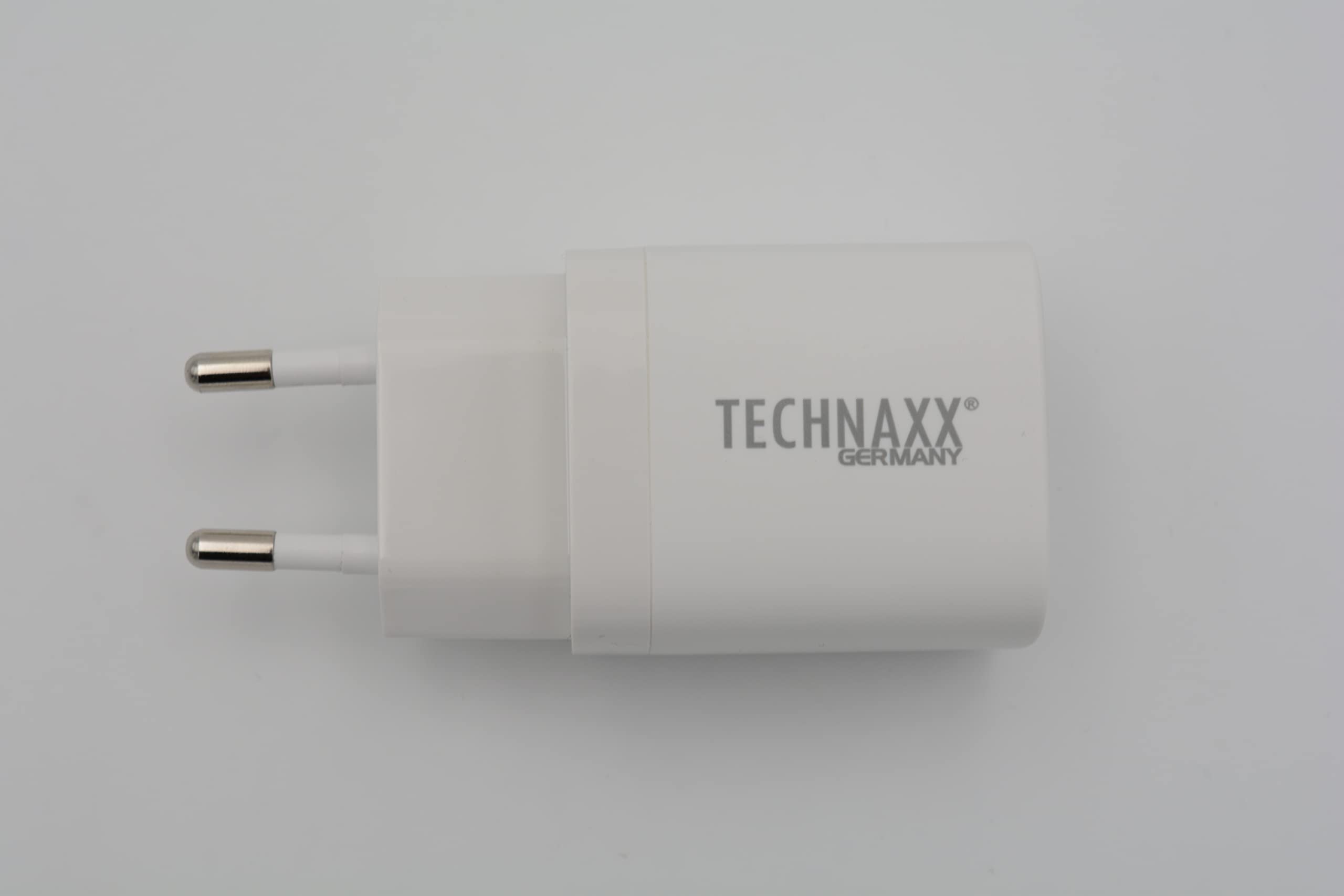 Technaxx Caricatore rapido TX-198 a doppia porta da 30 W per cellulari e dispositivi – Spina di alimentazione per cavo di ricarica – 1 USB C, 1 caricatore rapido USB-A, monitoraggio della carica