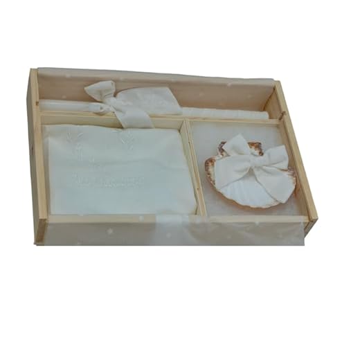 Kit de lujo Personalizado para Bautizo - Conjunto de Vela, Pañuelo y Concha bordado – Caja de madera grabada con el nombre y fecha del Bautismo - Modelo Bambula (Blanco)