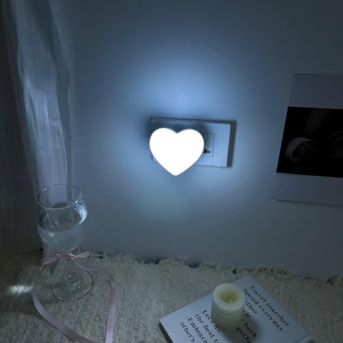 Luz nocturna LED con sensor de luz azul en forma de corazón