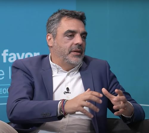 28. Aprendre dels cops que et pot donar la política Podcast Por arte de portada