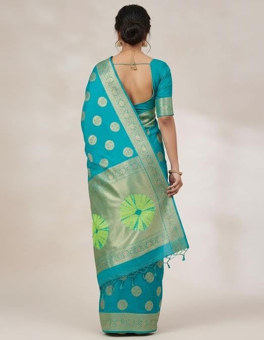 Image of Women's Georgette Batik Print Saree with Woven Zari Border Traditional Saree for Wedding Festival Use