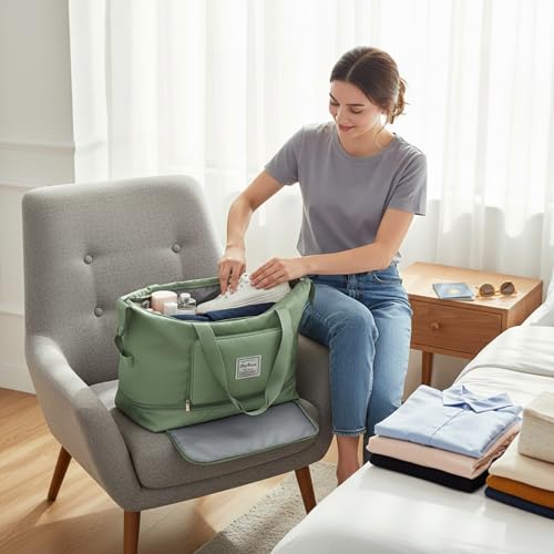 Image of Nylon 41 Liter Expandable Travel Bag for Women, Stylish Duffle Bag for Travelling, Waterproof Luggage Hand Bag (Light Green)