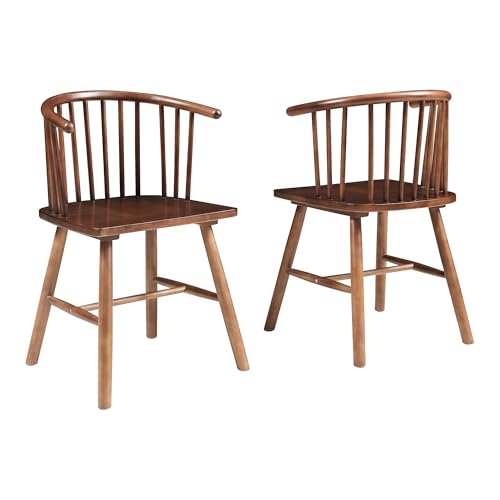 Comfort Ergonomico e Accogliente - Lo schienale sagomato è studiato per offrire un sostegno naturale alla schiena, favorendo una postura corretta durante l’utilizzo. La seduta, ampia e posizionata a un’altezza comoda, contribuisce a rendere ogni momento di seduta rilassante e piacevole.
