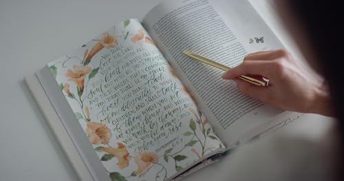 Image of ESV GraceLaced Bible, Journaling Edition (Artwork by Ruth Chou Simons) (Hardcover)