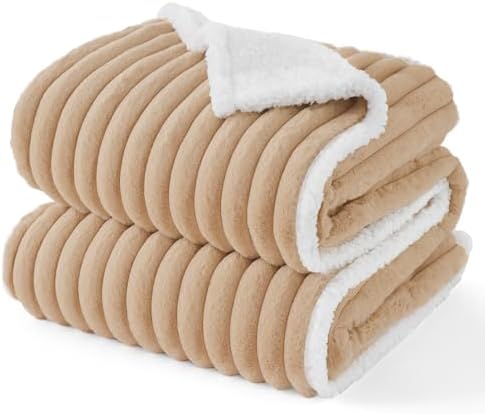 Bedsure Waterproof Dog Blankets for Large Dogs - Soft Puppy Cat B...