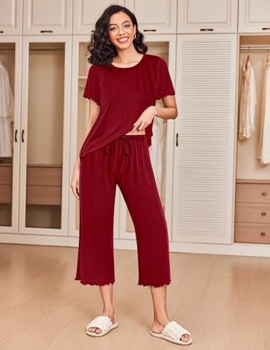 Image of Ekouaer 2 Pack: Women's Pajamas Set Short Sleeve Sleepwear Capri Pants Pjs Soft Loungewear with Pockets