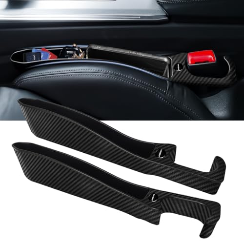 【2025年最新型】アクア専用 隙間クッション 大容量収納 シートサイド 収納ボックス スマホ収納可能 充電線孔あり AQUA 対応 ロゴ左右対称設計 サイド隙間埋めクッション 落下防止 運転席+助手席 2本セット(カーボン柄)