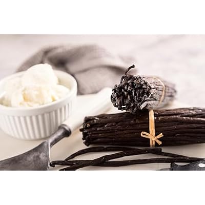 Vanilla Bean Paste for Baking and Cooking - Gourmet Madagascar Bourbon Blend made with Real Vanilla Seeds - 32 Ounces