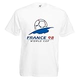 Gedruckt in drei Farben auf der Vorderseite des T-Shirts.