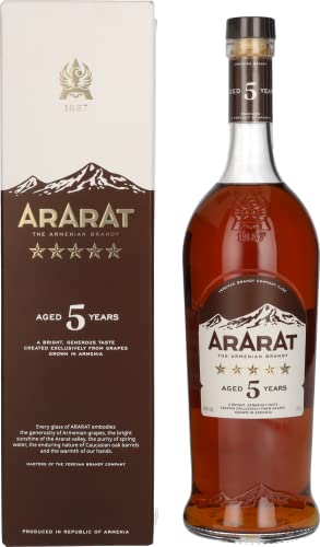 Ararat 5 Years Old mit Geschenkverpackung (1 x 0.7 l) Cover