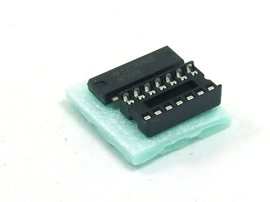 PQMEGA 1 pcs. x NE556 with Socket #A5610