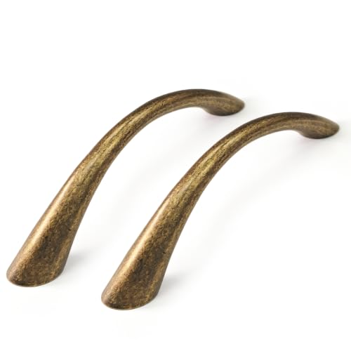Goldenwarm Curved Cabinet Handles, 5 Inch 25 Pack Antique Brass Drawer Pulls, Solid Zinc Alloy Hardware for Dresser Drawer, Smooth Edge and Screws Included