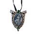 Winter Guardians – Collier avec pendentif cabochon ovale en deux loups hurlants et noeud celtique avec deux cristaux artificiels, ruban – Illustration Anne Stokes