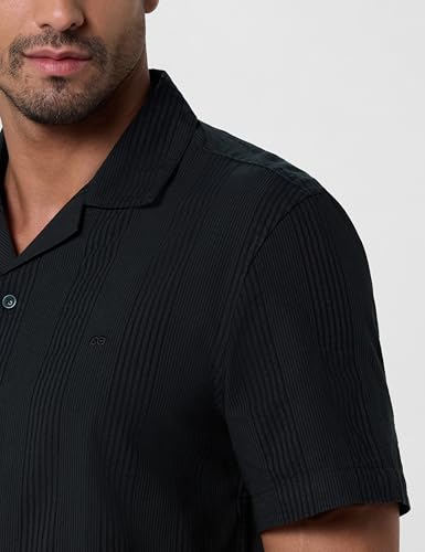 Image of Peter England Men's Casual Half Sleeve Resort Collar Shirt in 100% Cotton Seersucker with Striped Design