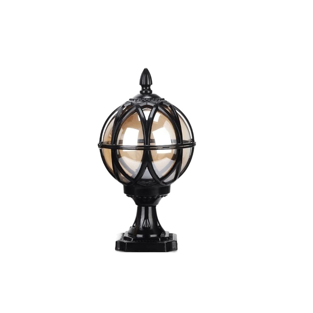 Lampe sphérique d'extérieur en laiton pour une entrée de maison chaleureuse