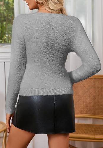 Image of Women's Pullover Sweater Furry Cropped Long Sleeve V-Neck Loose Warm Knit Outwear Casual Sweater Tops