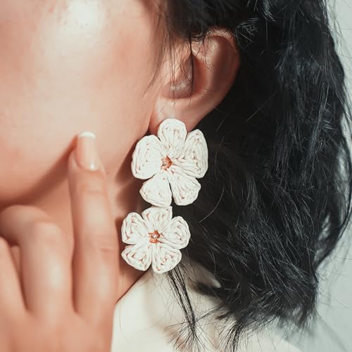 Flower Drop Earrings Floral Raffia Earrings Boho Statement Dangle Earrings Trendy Cute Summer Jewelry for Women3