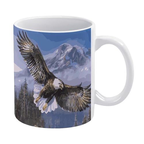 マグカップ おしゃれ イーグル 雪山 森林 コーヒーカップ 陶器 丈夫 マグ カップ 食器 直径8.2×高さ9.6cm 330ml 軽い 気軽に使える コーヒーマグ インテリア アウトドア 綺麗 ジュース お茶 新生活 雑貨 台所 飲食店 家庭用 かわいい
