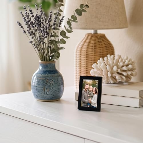 Image of Americanflat 2x3 Picture Frame with Polished Crystal-Clear Glass - Streamline Collection - Thin Border Photo Frame for Tabletop Display - Easel Stand Included - Black