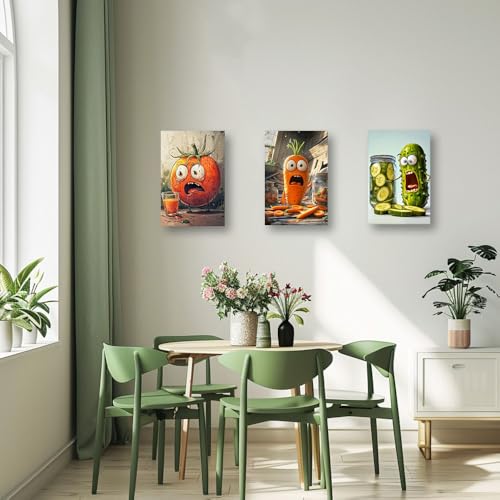 Poster de cornichon triptyque pour habiller le mur d'un restaurant moderne