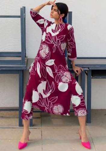 Image of GoSriKi Women's Cotton Blend Straight Printed Kurta with Pant