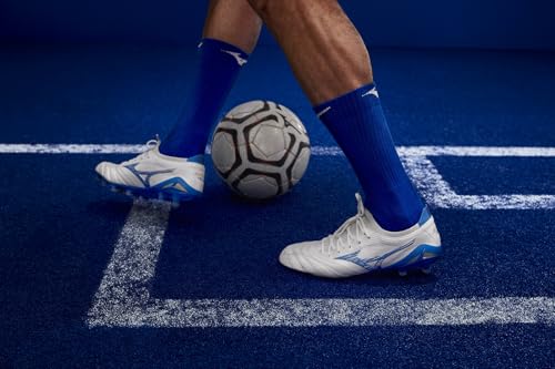 Image of Mizuno Men's Morelia Neo IV Pro Kl Soccer Shoe
