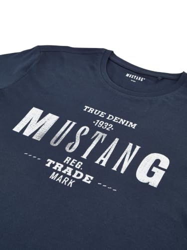 MUSTANG Tshirt Herren Regular Fit Rundhals Kurzarm Sommer Tee Shirt Logoprint Baumwolle, Größe:5XL, Farbe:Mood Indigo (1004401-5228) – Ansicht 4