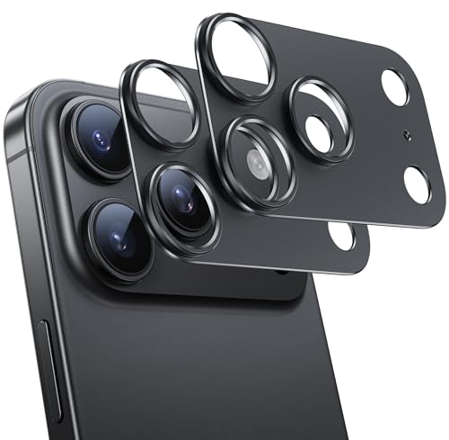 「対応機種」iPhone 17 Pro 用（三眼レフ） ご注意：カメラレンズの周囲まで覆うタイプのケースにはお使いいただけません。またiPhone純正ケースには対応しないので、予めご了承ください。さらに、iPhone 17pro用レンズカバーは粘着力が強化されており、粘着面が広くなり、剥がしにくくなっています。剥がす必要がある場合は、レンズに近い2つの角からゆっくりと剥がしてください。 「耐衝撃・アルミ合金製」アルミ合金素材を採用することで、ガラス製のカメラフィルムと比べて軽く、割れることがあり...