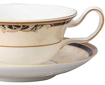 美品　 cornucopia カップ&ソーサー　デザートプレート 美品 cornucopia カップ&ソーサー デザートプレート ウェッジ