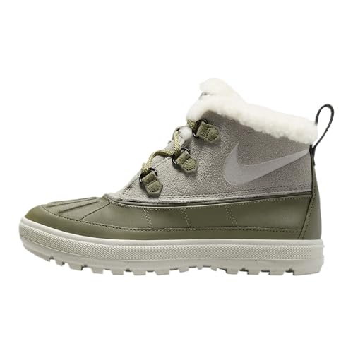 Nike Women's Woodside Chukka II Duck Boot