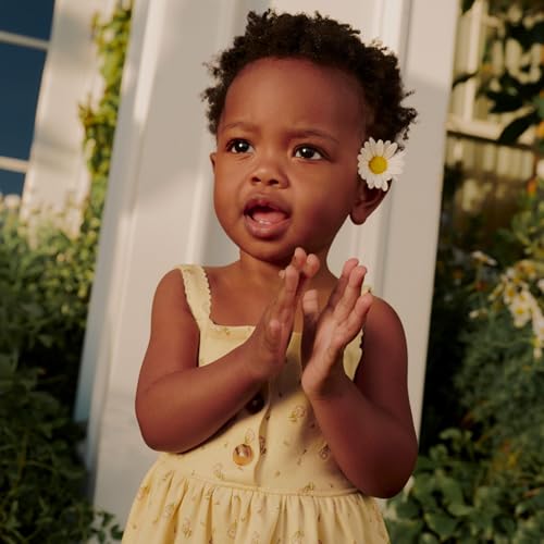 Amazon Essentials x Sofia Grainge Toddlers and Baby Girls' Knit Casual Dress2