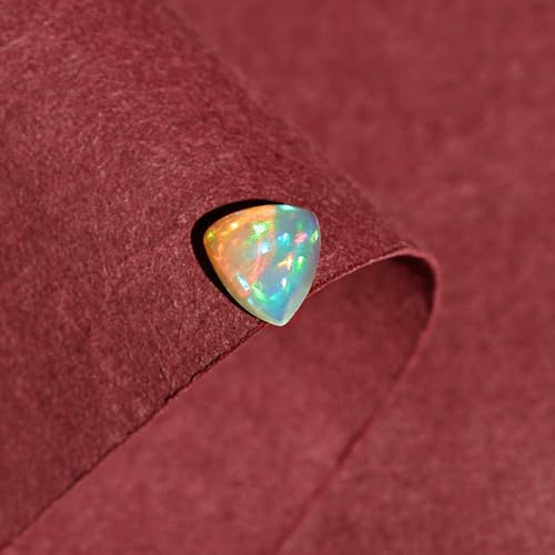 Opale éthiopienne trillion cabochon opale blanche naturelle 8mm
