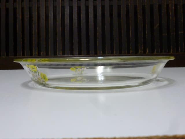 昭和レトロなパイレックス 花柄 耐熱ガラス皿 パイ皿等セット 昭和